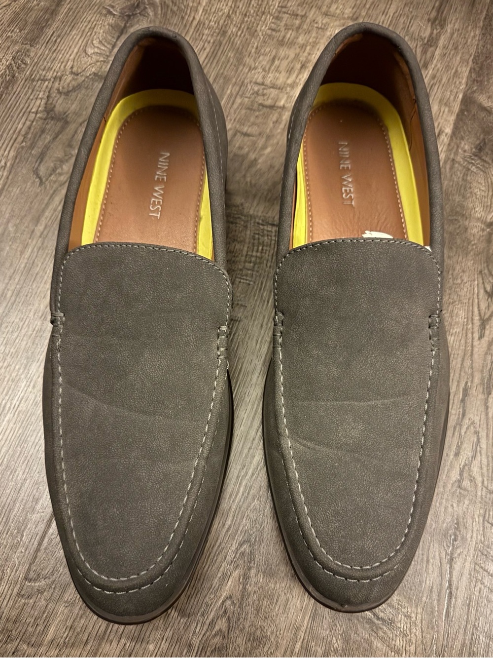 Nine West Men's Size 11 Gray Suede Slip-On Dress Loafers Almond Toe Stitched